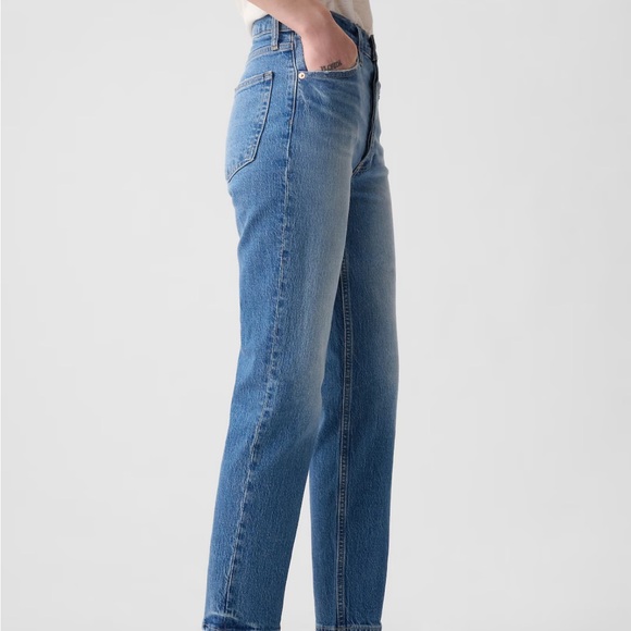 *SOLD* GAP Cheeky Highrise Straight Jeans - Picture 2 of 5